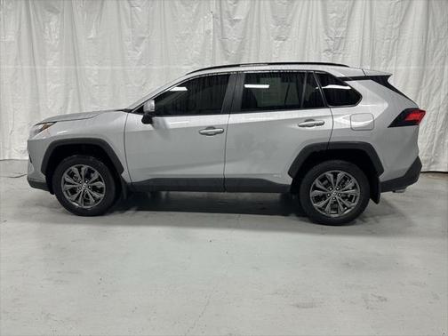 2023 Toyota RAV4 Hybrid XLE Premium