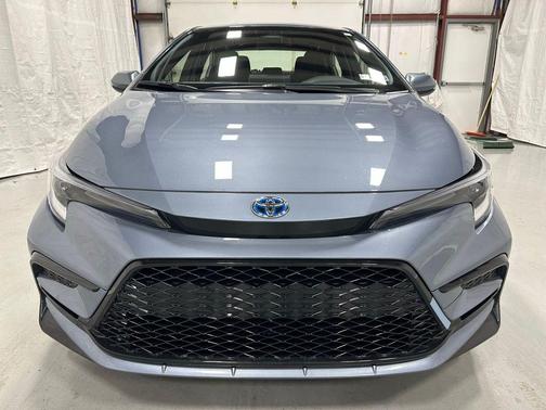 2025 Toyota Corolla Hybrid SE