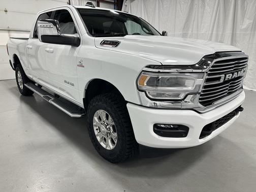 2024 RAM 2500 Laramie Crew Cab 4x4 6'4' Box