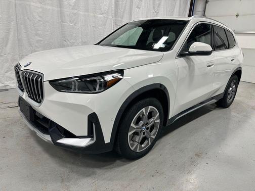 2025 BMW X1 xDrive28i