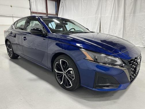 2024 Nissan Altima SR FWD
