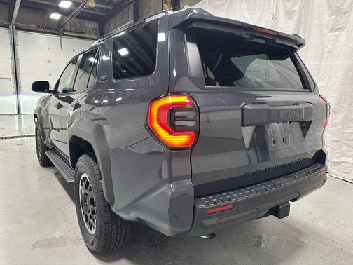 2025 Toyota 4Runner TRD Off Road