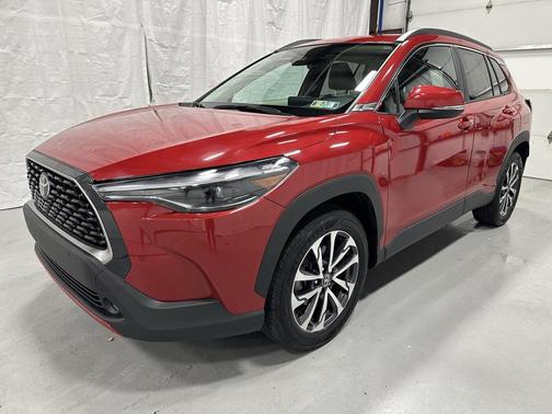 2024 Toyota Corolla Cross XLE
