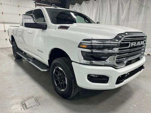 2025 RAM 2500 Laramie Crew Cab 4x4 6'4' Box