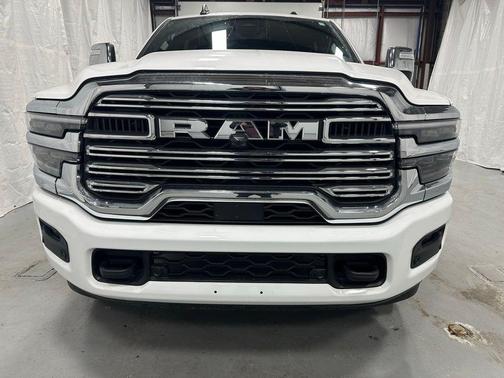2025 RAM 2500 Laramie Crew Cab 4x4 6'4' Box