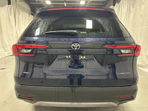 Blueprint 2025 Toyota Grand Highlander Limited