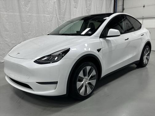 2023 Tesla Model Y Long Range Dual Motor All-Wheel Drive