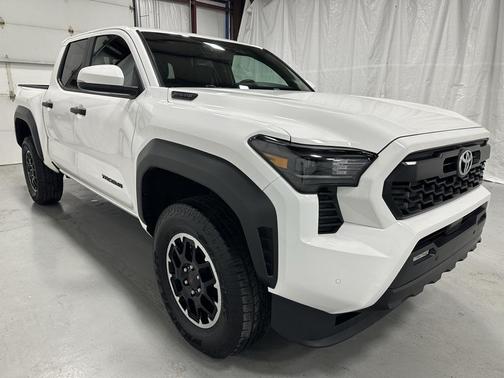 2025 Toyota Tacoma Hybrid TRD Off Road