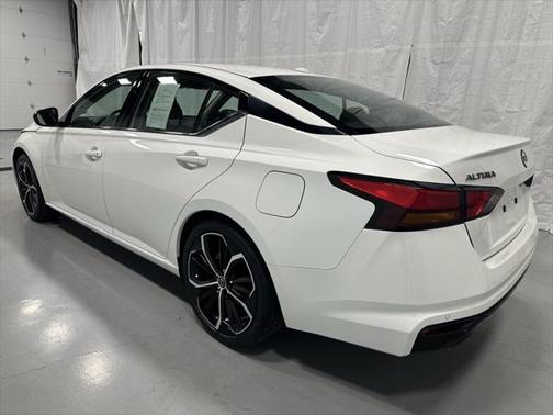 2024 Nissan Altima SR FWD
