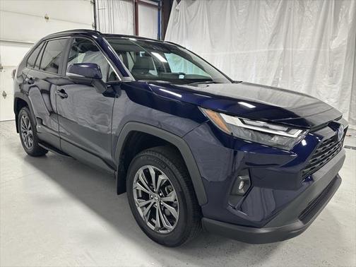 2024 Toyota RAV4 Hybrid XLE Premium