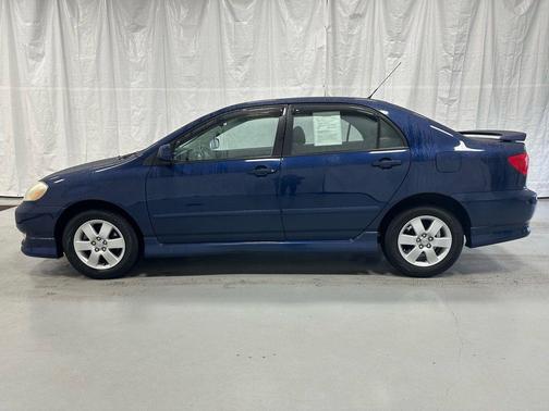 2004 Toyota Corolla S