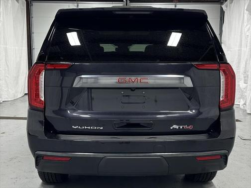 2024 GMC Yukon 4WD AT4