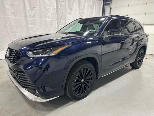 2025 Toyota Highlander XSE