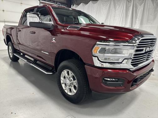 2024 RAM 2500 Laramie Crew Cab 4x4 6'4' Box