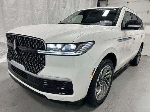 2025 Lincoln Navigator Reserve