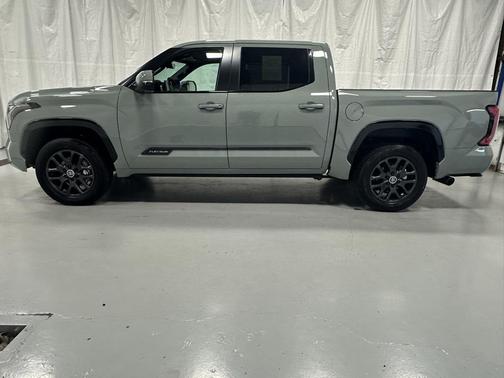 2024 Toyota Tundra Platinum