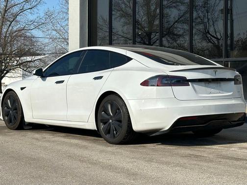2021 Tesla Model S Plaid