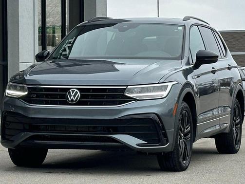 2022 Volkswagen Tiguan 2.0T SE R-Line Black 4MOTION