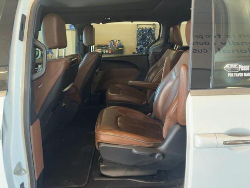 2020 Chrysler Pacifica Hybrid Limited