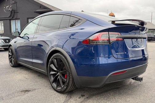 Deep Blue Metallic 2018 Tesla Model X 100D
