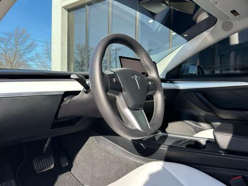 2023 Tesla Model 3 Standard Range