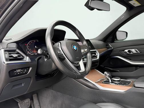 Black Sapphire Metallic 2019 BMW 330 xDrive