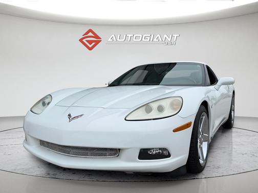 Arctic White 2011 Chevrolet Corvette Base