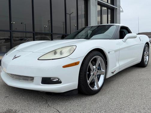 Arctic White 2011 Chevrolet Corvette Base