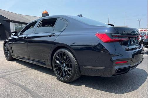 2022 BMW 750 i xDrive