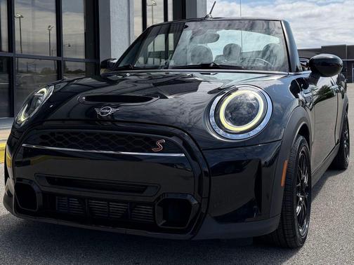 Midnight Black 2024 MINI Convertible Cooper S
