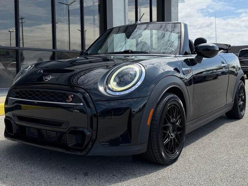 Midnight Black 2024 MINI Convertible Cooper S
