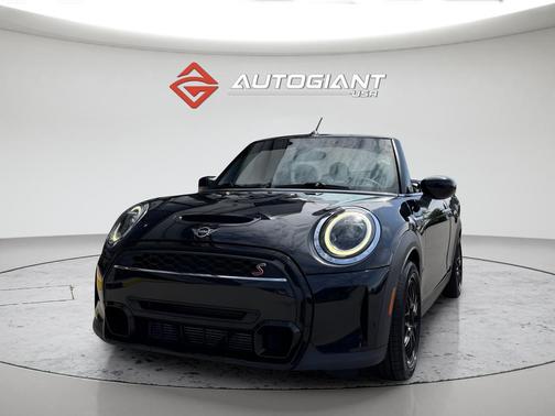 Midnight Black 2024 MINI Convertible Cooper S