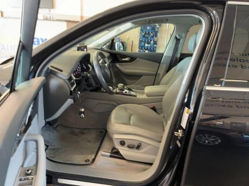 2019 Audi Q7 55 Prestige
