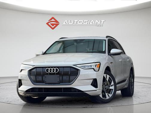 2021 Audi e-tron Premium
