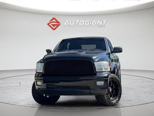 Brilliant Black Crystal Pearlcoat 2011 Dodge Ram 1500 SLT