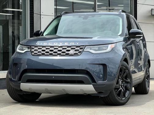 2024 Land Rover Discovery P300 S