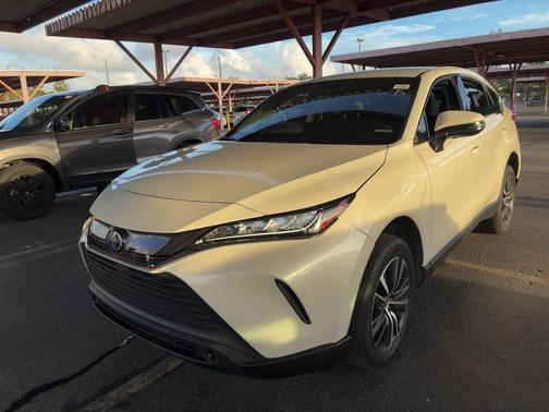 2022 Toyota Venza XLE