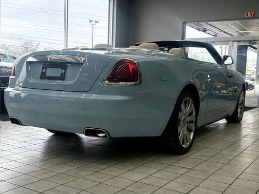 2016 Rolls-Royce Dawn 