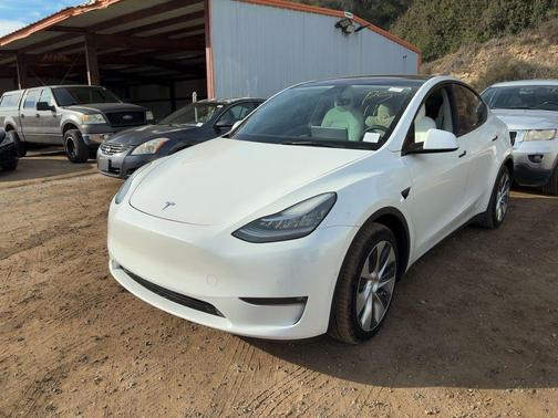2021 Tesla Model Y Long Range Dual Motor All-Wheel Drive