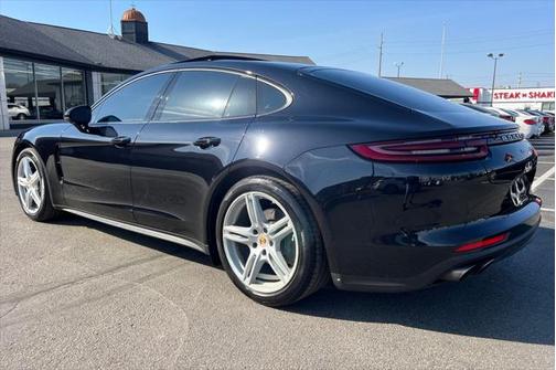 2018 Porsche Panamera 4S