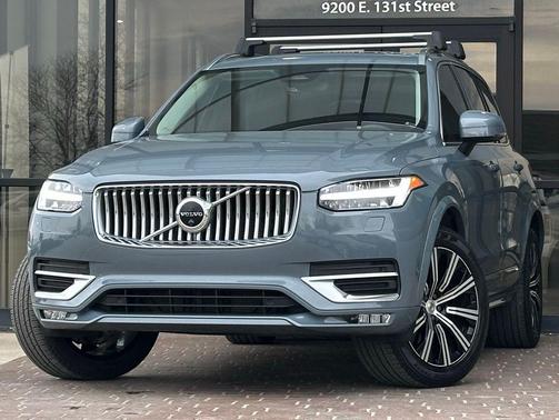 2023 Volvo XC90 B6 Plus 7-Seater