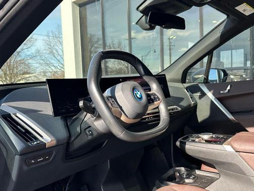 2022 BMW iX xDrive50