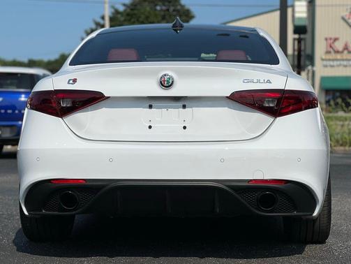 2022 Alfa Romeo Giulia Ti
