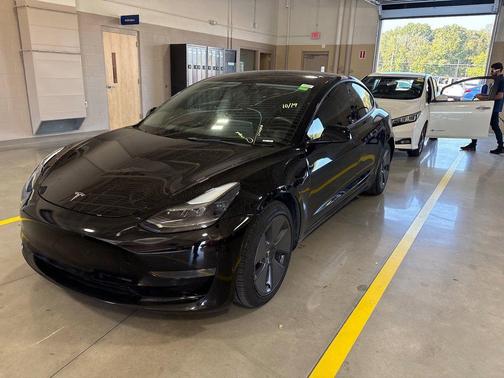 Solid Black 2022 Tesla Model 3 Standard Range