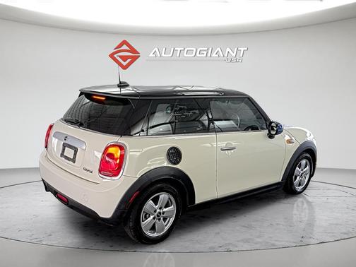 2014 MINI Hardtop Cooper