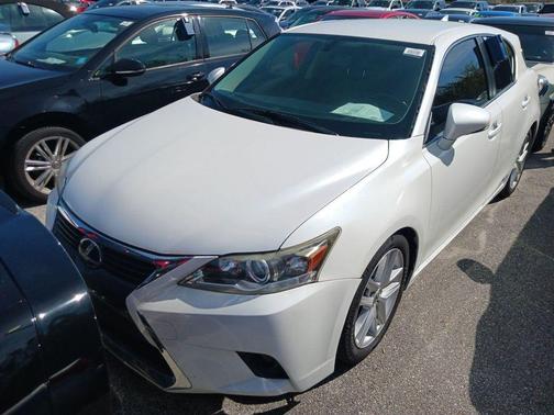 White 2016 Lexus CT 200h Base