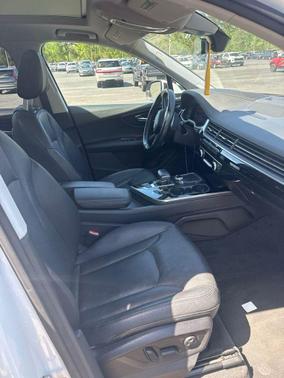 2017 Audi Q7 3.0T Prestige