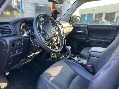 Midnight Black Metallic 2018 Toyota 4Runner TRD Pro