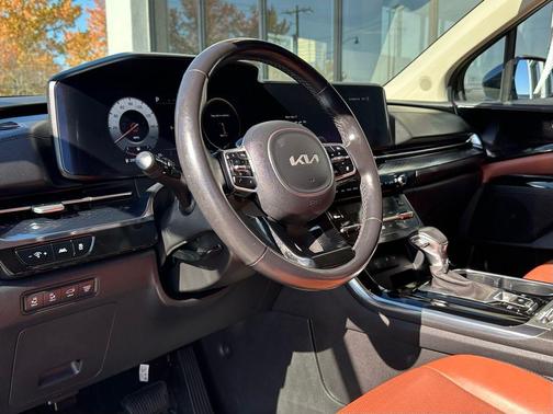 2023 Kia Carnival SX Prestige