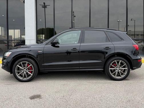 Brilliant Black 2016 Audi SQ5 3.0T Premium Plus